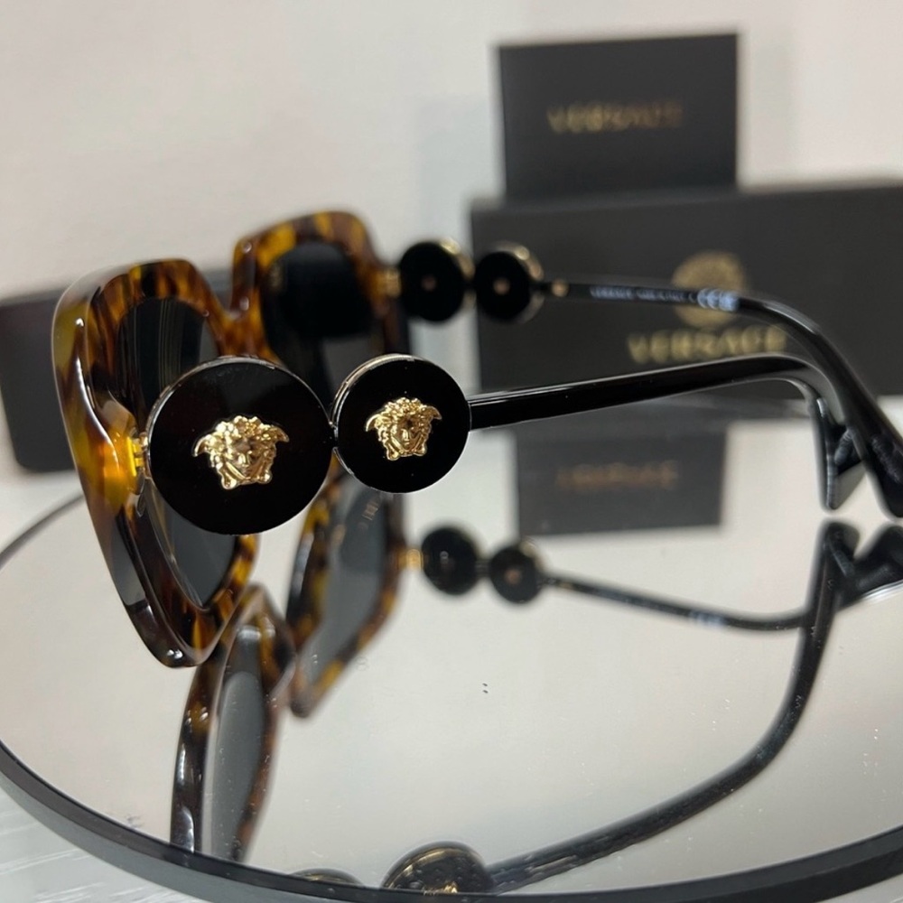 Versace Sunglasses. NEW VE4434 - Picture 9 of 14